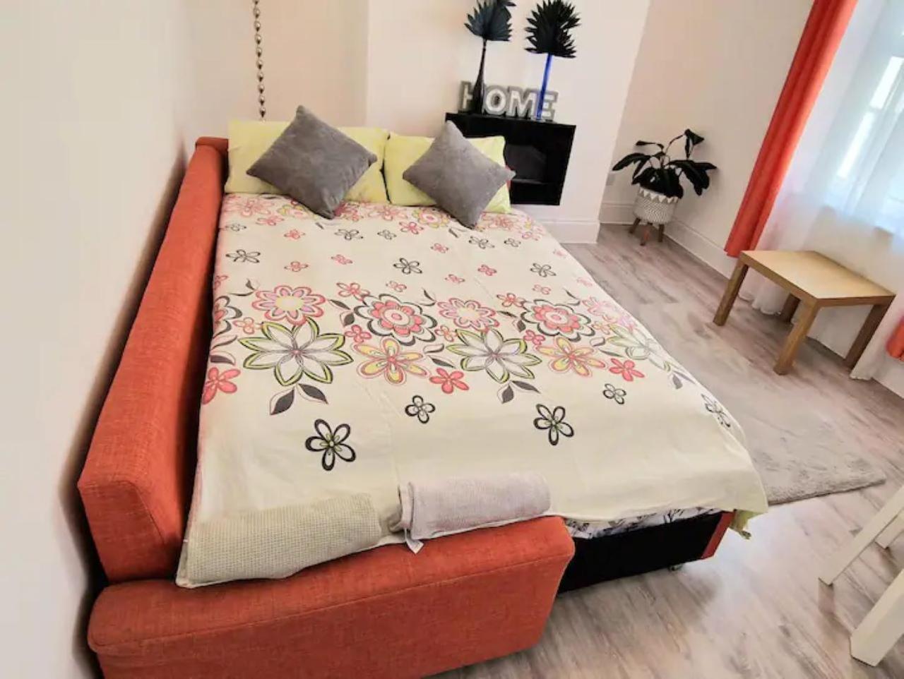 הייסטינגס Castle View 2 Bedroom Apartment In Town Centre מראה חיצוני תמונה